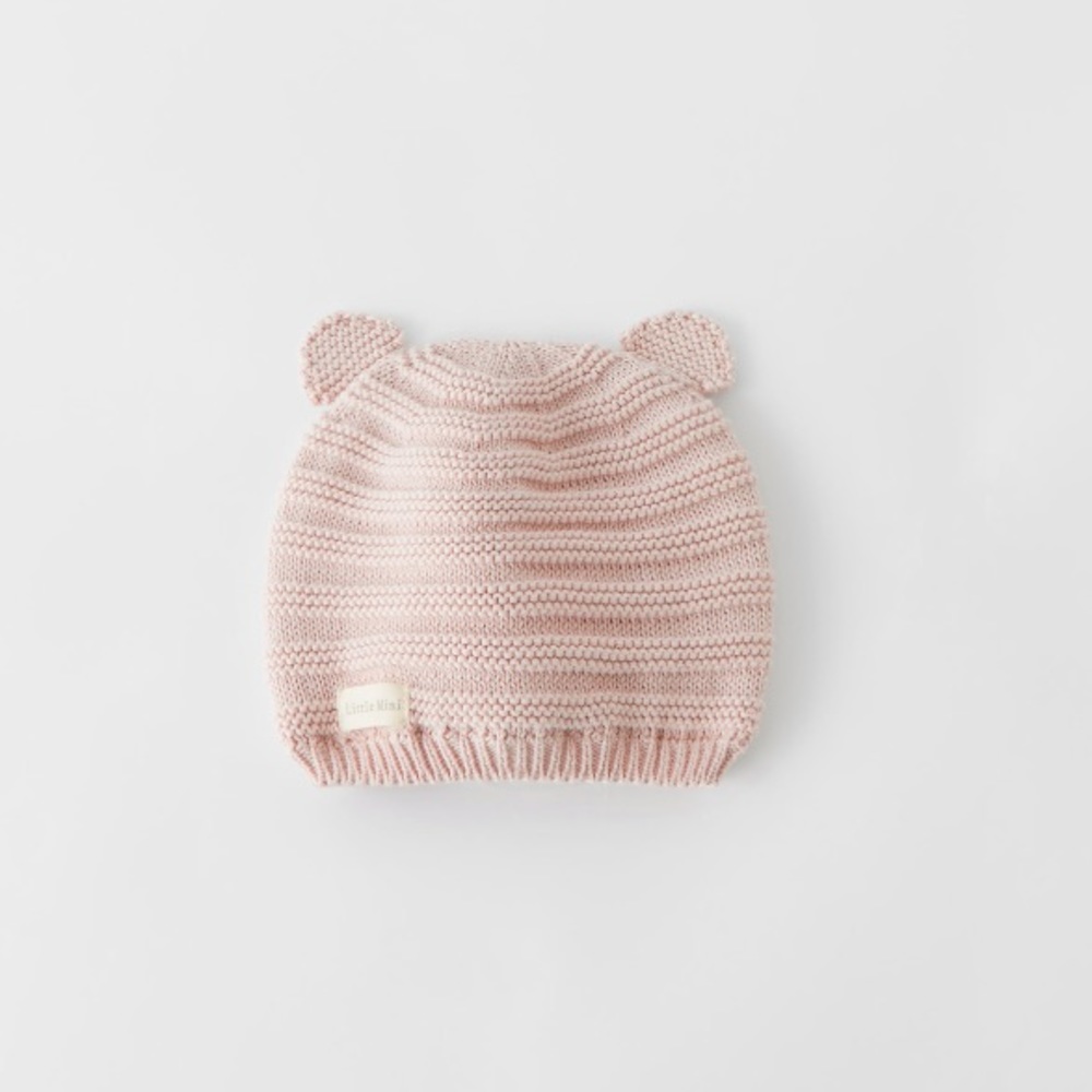 Zara hat